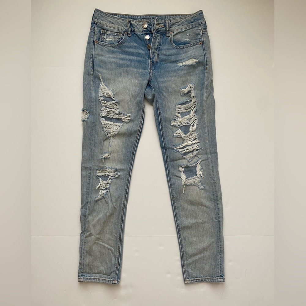 AE Tomgirl Jeans